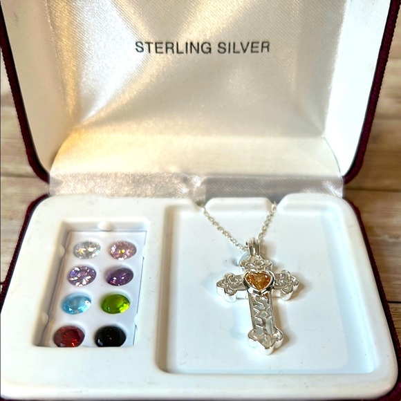 ❌SOLD❌Offered in a live - Picture 2 of 6